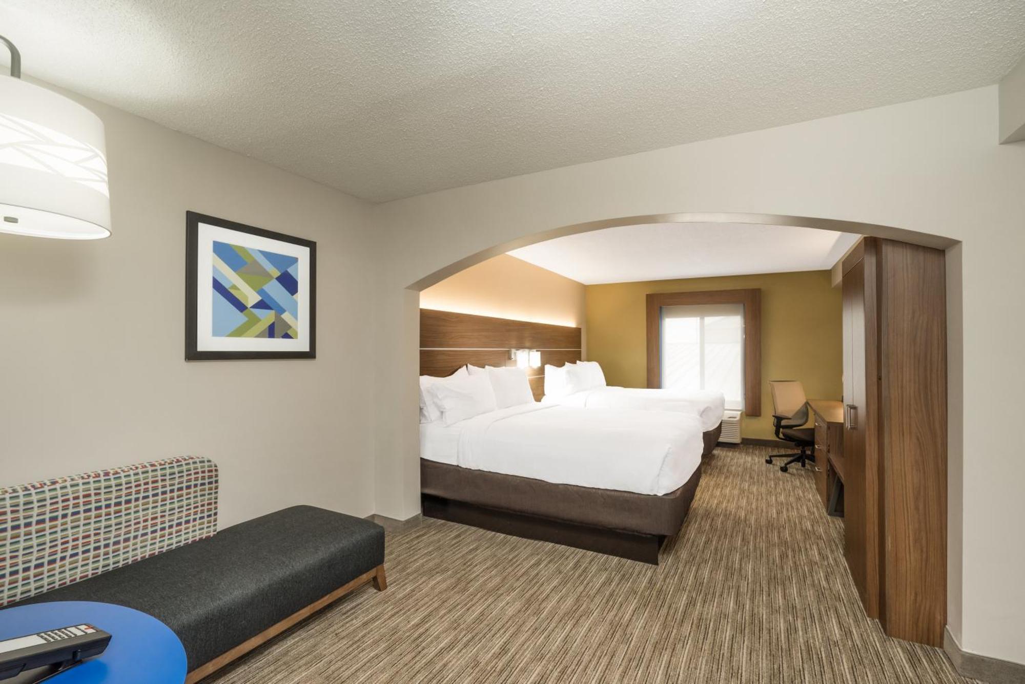 Holiday Inn Express Hotel & Suites Louisville East By Ihg Exterior foto