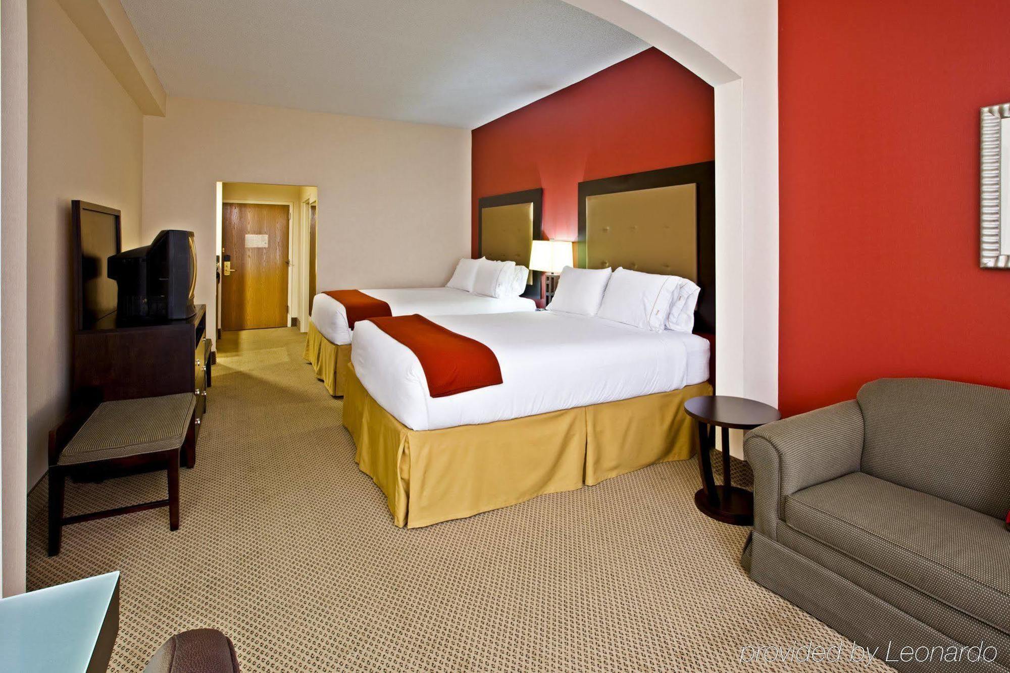 Holiday Inn Express Hotel & Suites Louisville East By Ihg Exterior foto