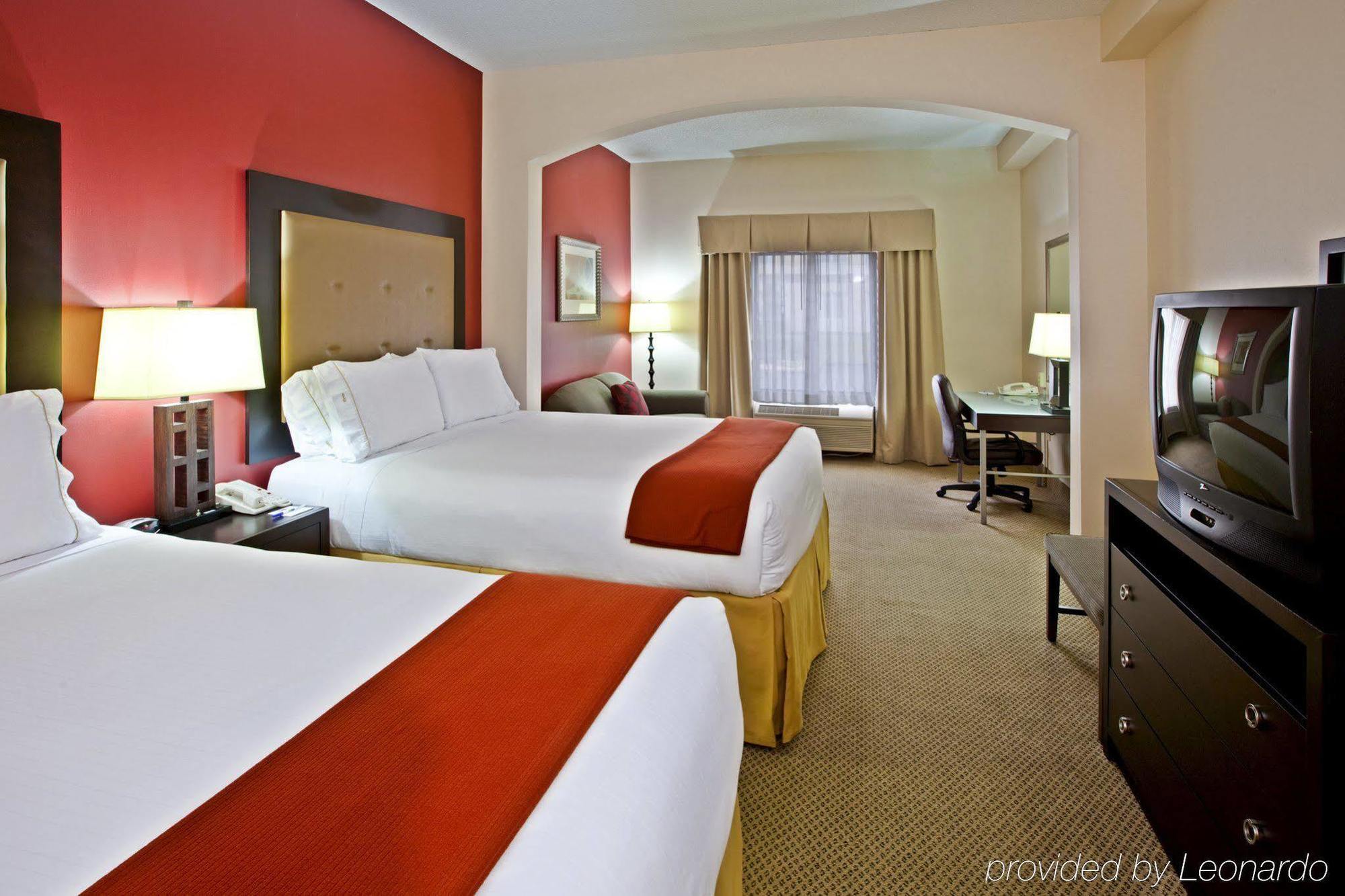 Holiday Inn Express Hotel & Suites Louisville East By Ihg Exterior foto